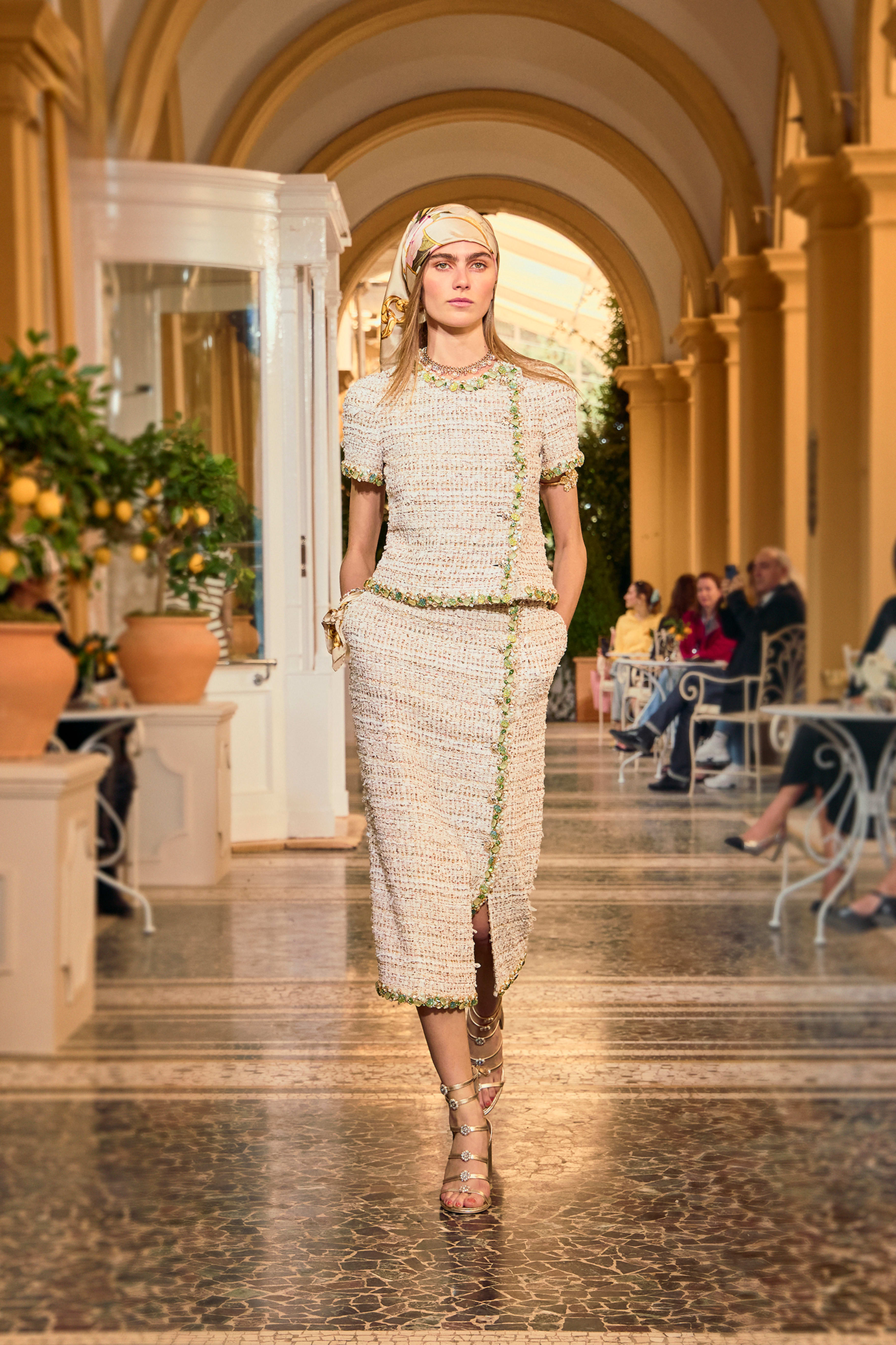 ショートスリーブ トップ - エンブロイダリー ツイード、エクリュ