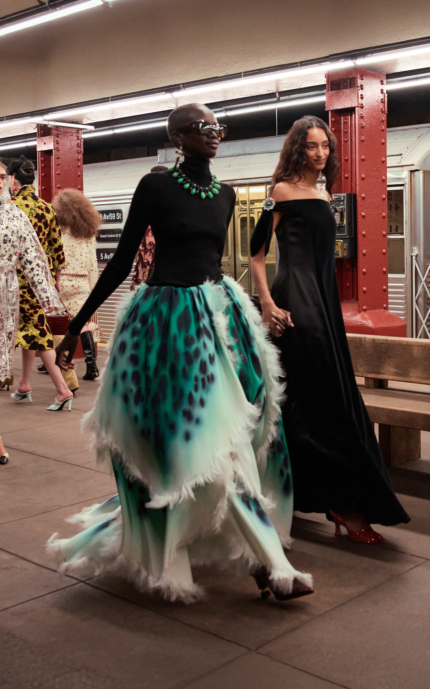 シャネル 公式サイト：CHANEL.COM - ファッション | CHANEL シャネル