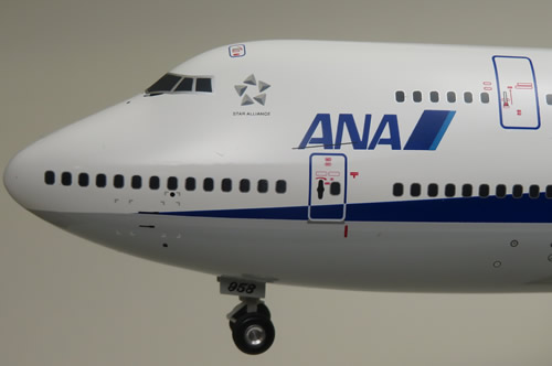 NH20128 1:200 BOEING 747-400 JA8958 完成品（ギアつき）｜全日空商事
