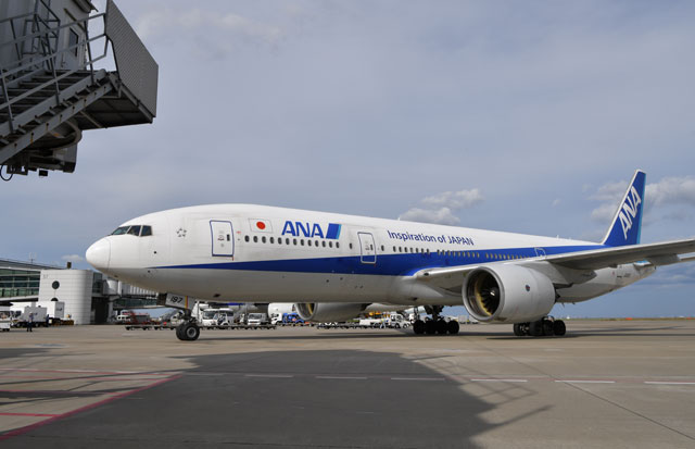 405席の大型国内線機材 写真特集・日本初の777、ANA初号機JA8197（1