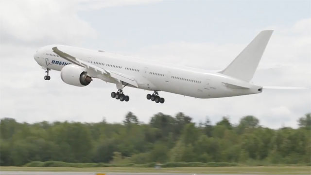 777X、試験4号機がフライト 唯一の客室試験機