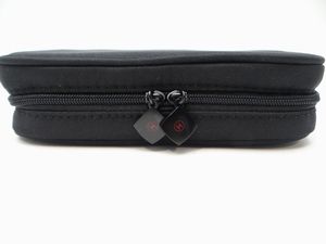 CHANEL シャネル レ ミニ ドゥ シャネル 2011 ポーチ×メイクブラシ