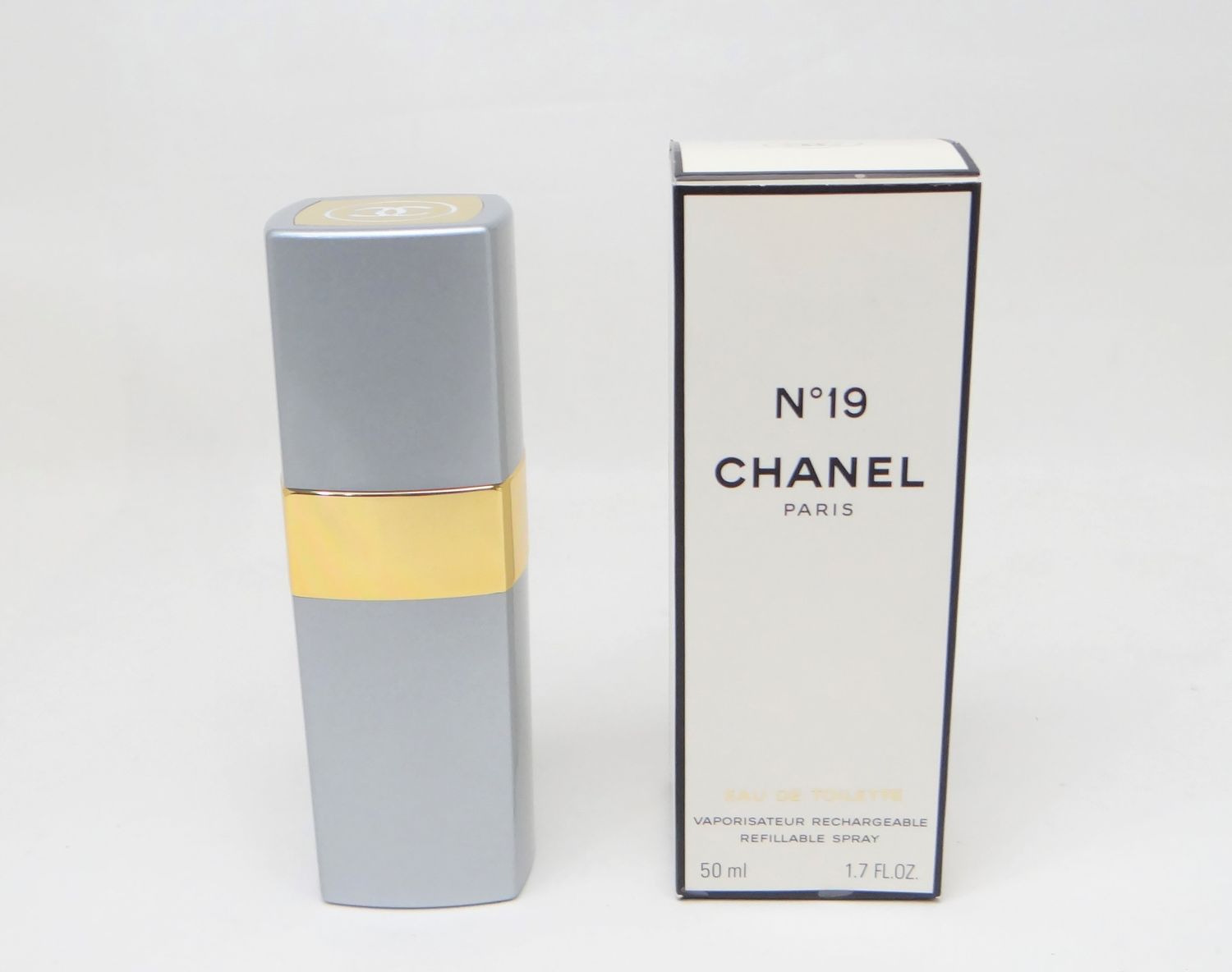 CHANEL シャネル NO.19 オードトワレ ヴァポリザター 香水 50ml USED品