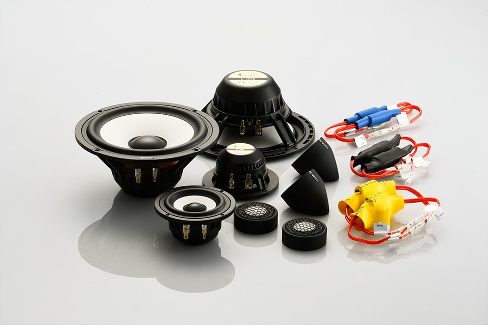 PRODUCTS | BEWITH | 高級カーオーディオメーカーBEWITH－ビーウィズ－