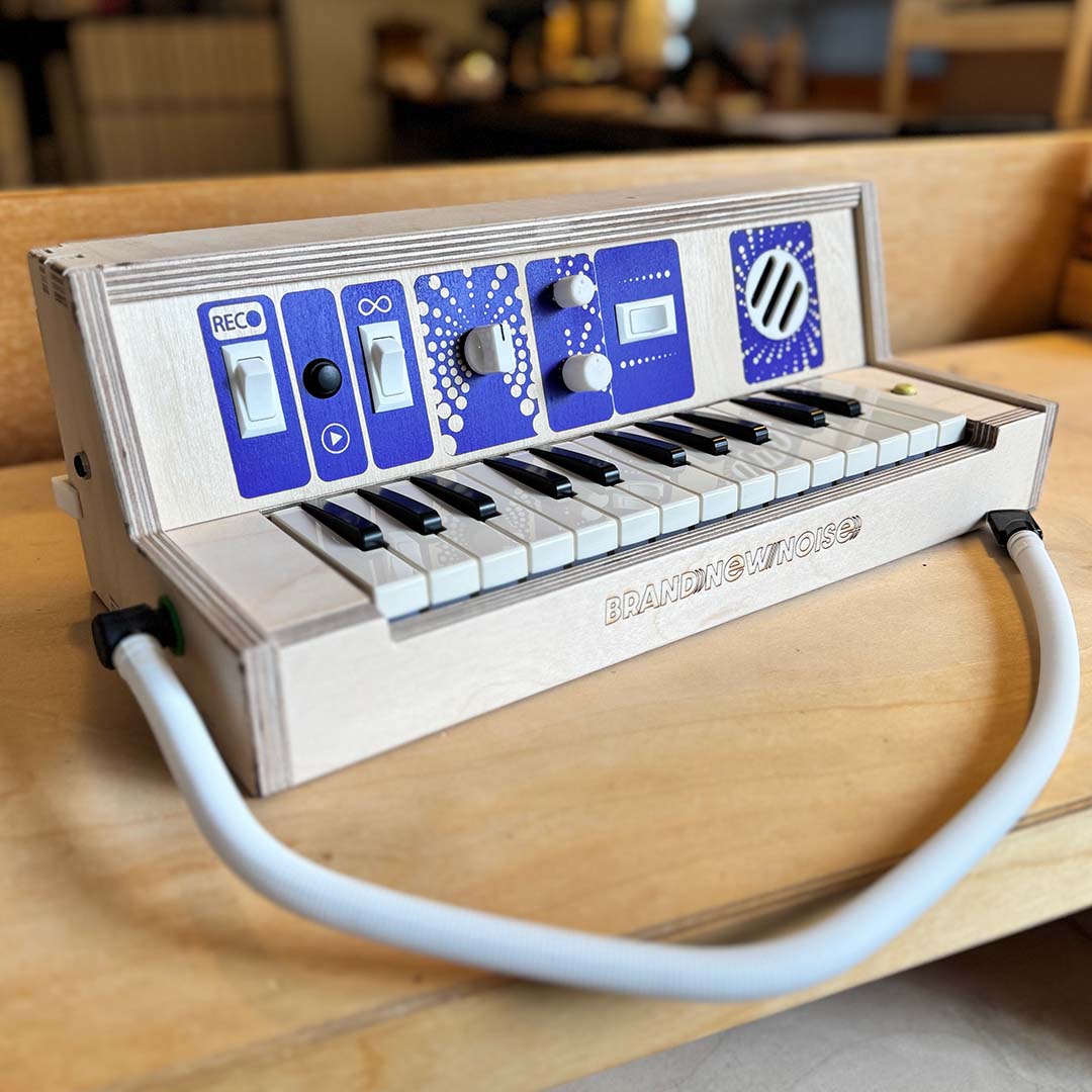 Melodica with Phaser, Delay and Pitch Control – BrandNewNoise