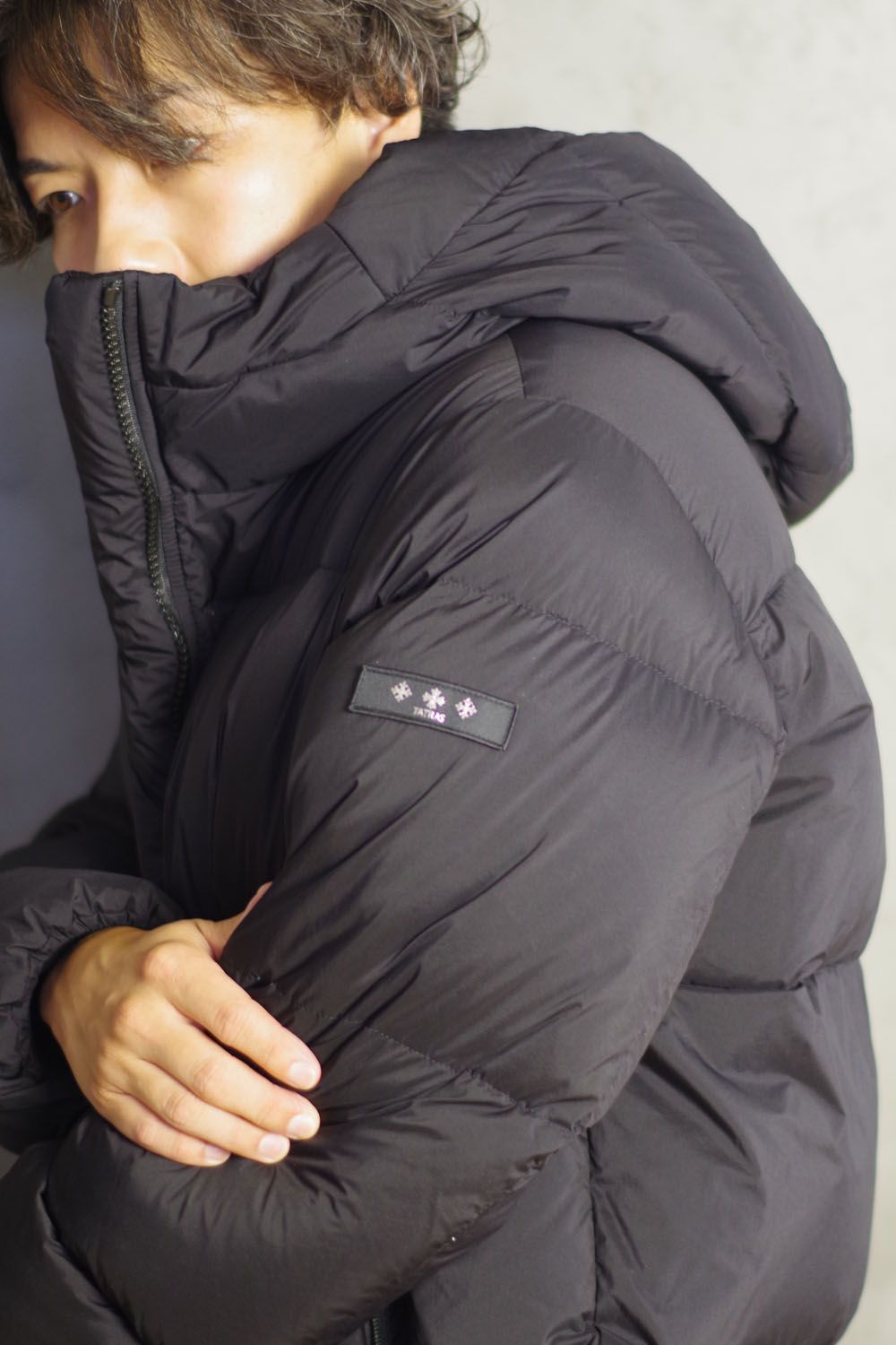 TATRAS - GOFI (ゴフィ) / マットナイロン オーバーサイズ ダウン