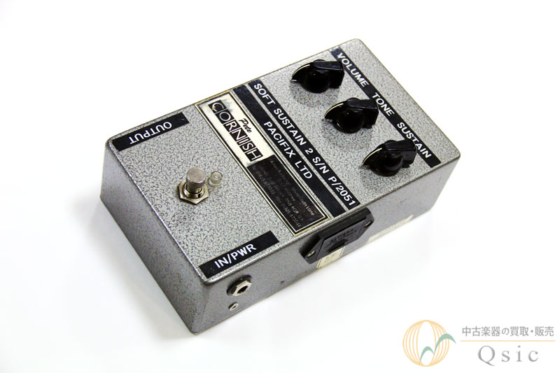 一流アーティストに愛されるPete Cornish – エフェクター×14点 | 楽器