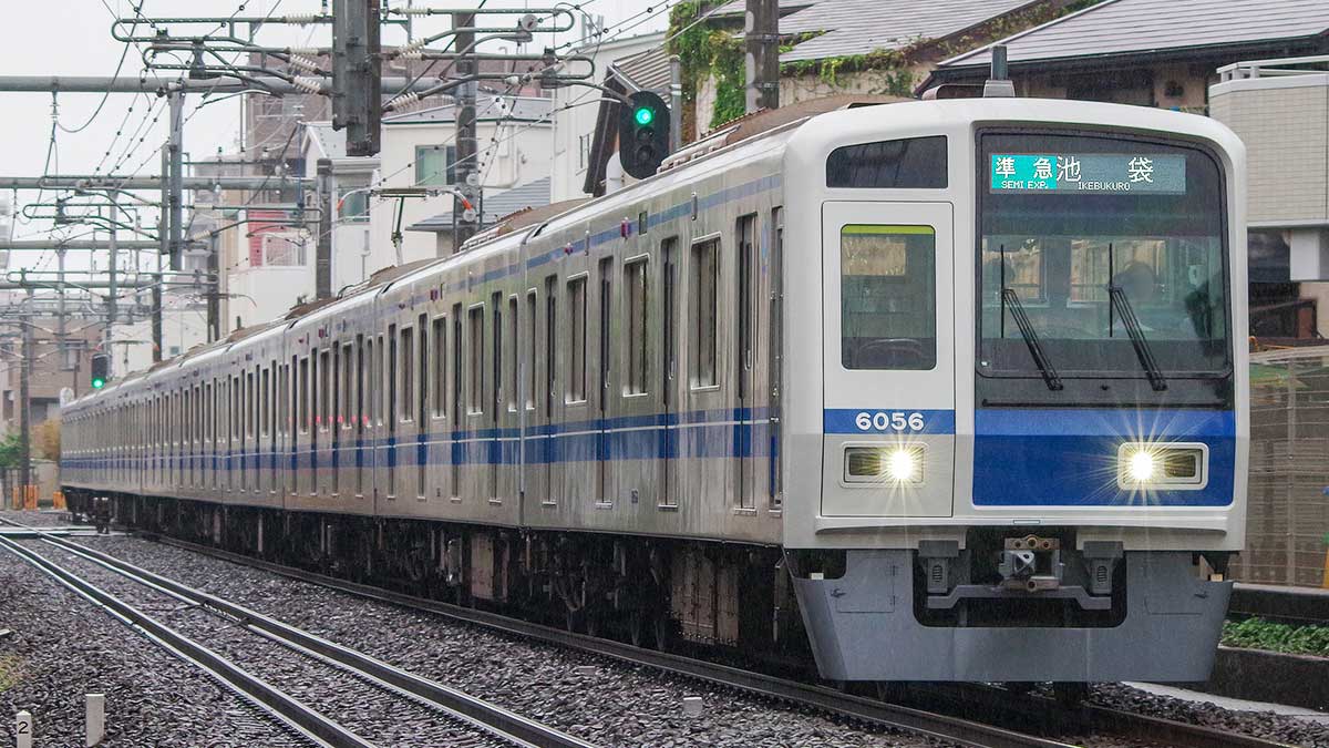 31993＞西武6000系アルミ車（6156編成・シングルアームパンタグラフ