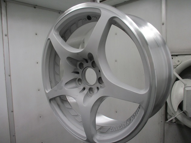 RAYSボルクレーシングチャレンジ17インチホイールを色変え/ブラッシュ