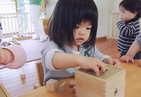 カッティングボックスシリーズ・童具館