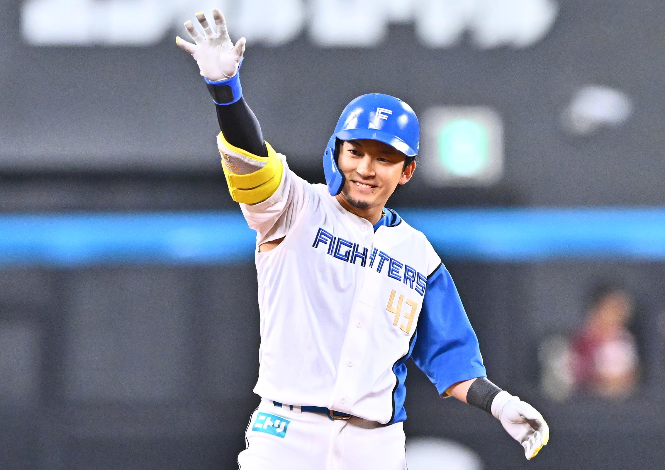 水野達稀 復帰即スタメンで2点二塁打 リハビリ中は子育ても 支えて