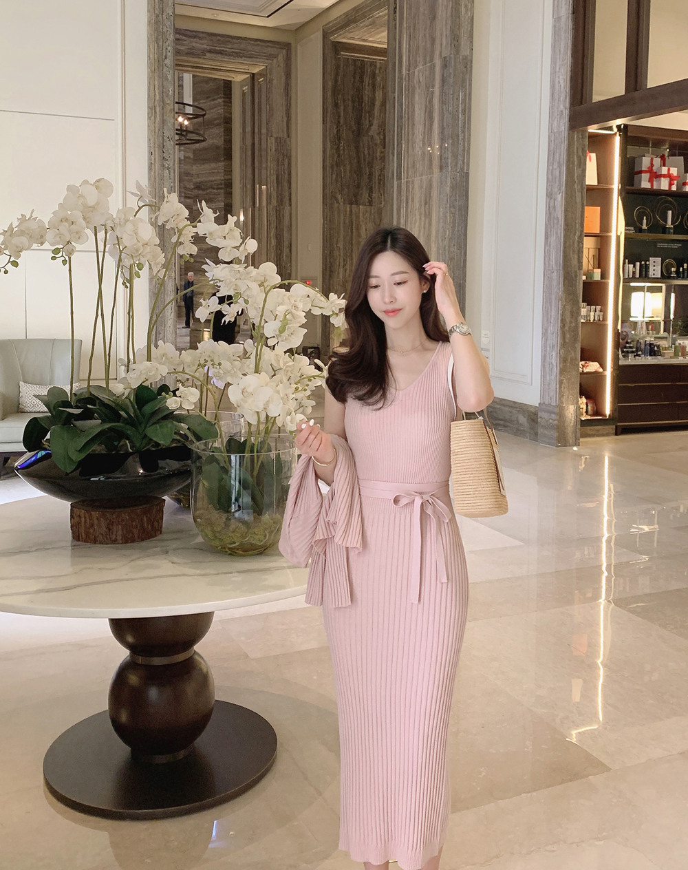 Vネックリブノースリニットワンピース(ピンク) | レディース