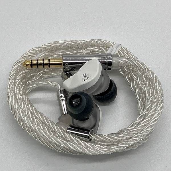 See audio 【中古】Rinko White 日本向け4.4mmバランスプラグ仕様