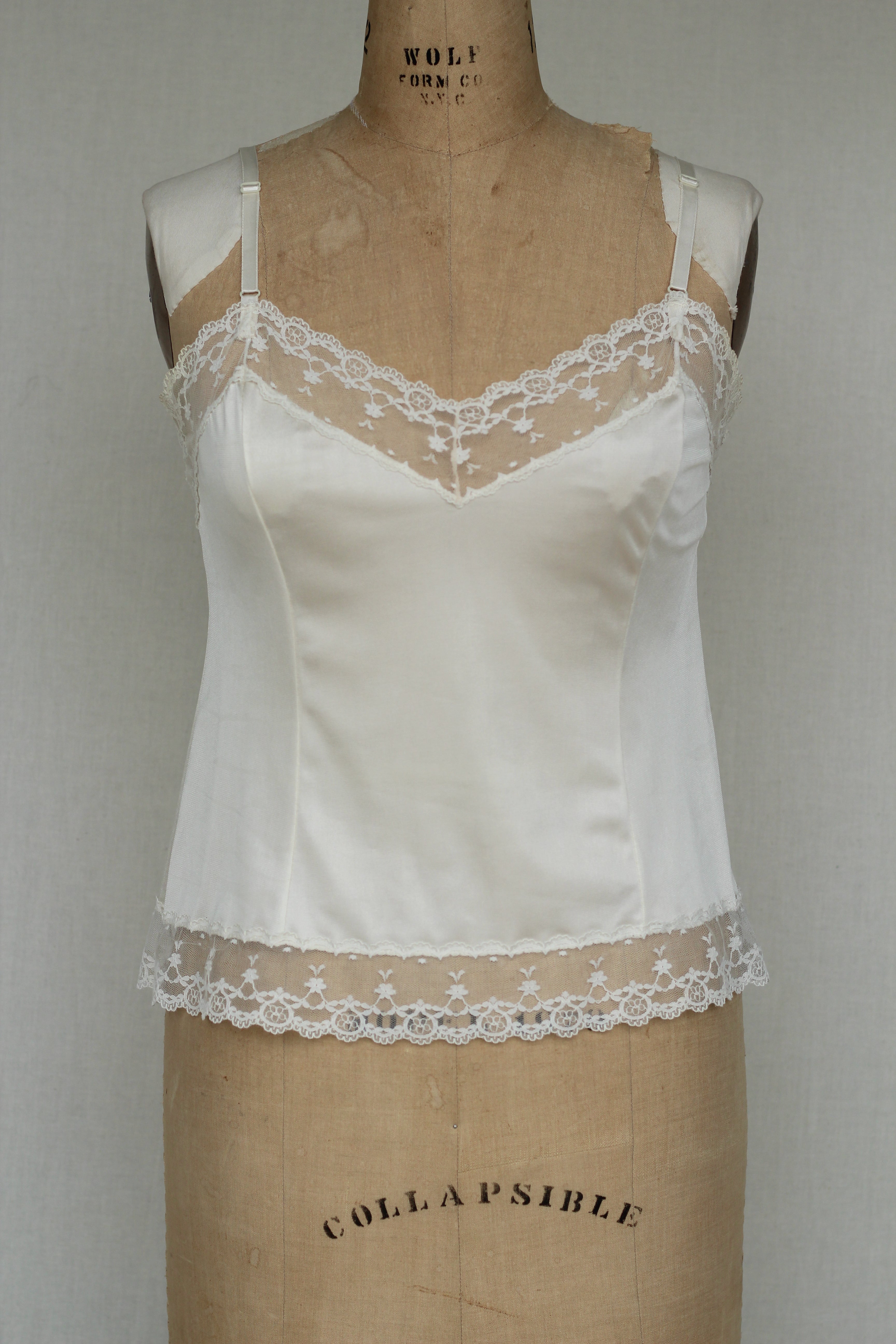 Fortune Ivory Lace Vintage Camisole – Emillie and Harlow
