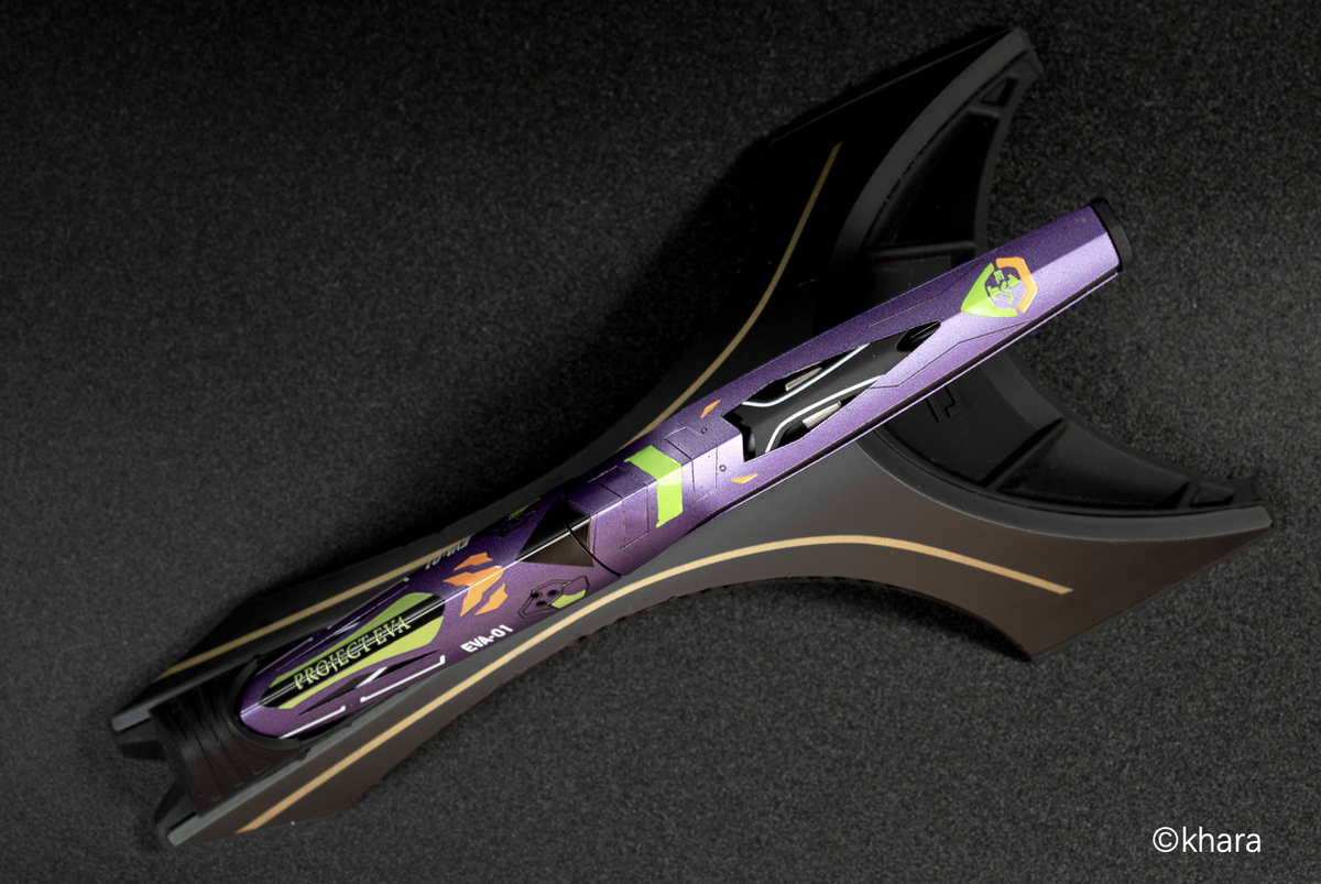 エヴァンゲリオン30周年】DAREWORKSより“初号機”モデルの万年筆