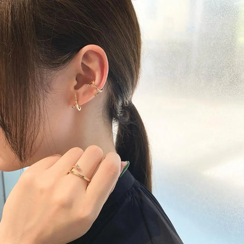 ヒロタカ Hirotaka Drosera ダイヤモンド ピアス　2個セット DROSERA ダイヤモンド ピアス 左耳用