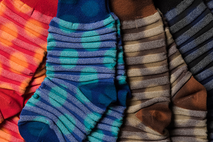 イッセイ ミヤケ メンのバレンタインソックス - カカオ0％チョコレート