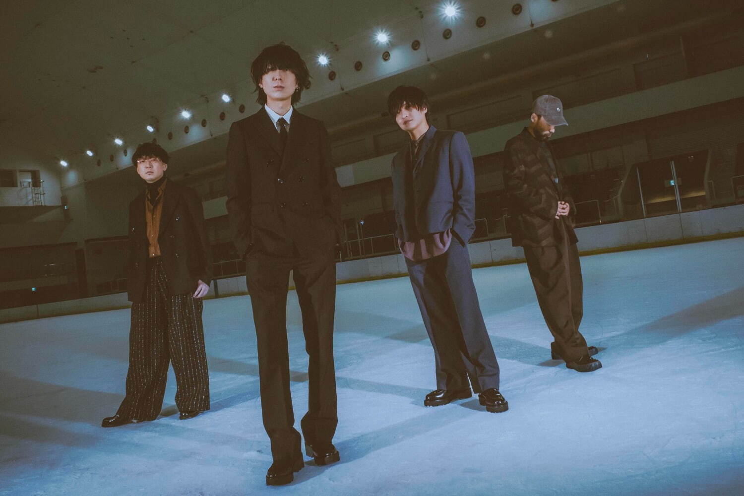 indigo la Endの新作アルバム『MOLTING AND DANCING』25年に全国ツアー