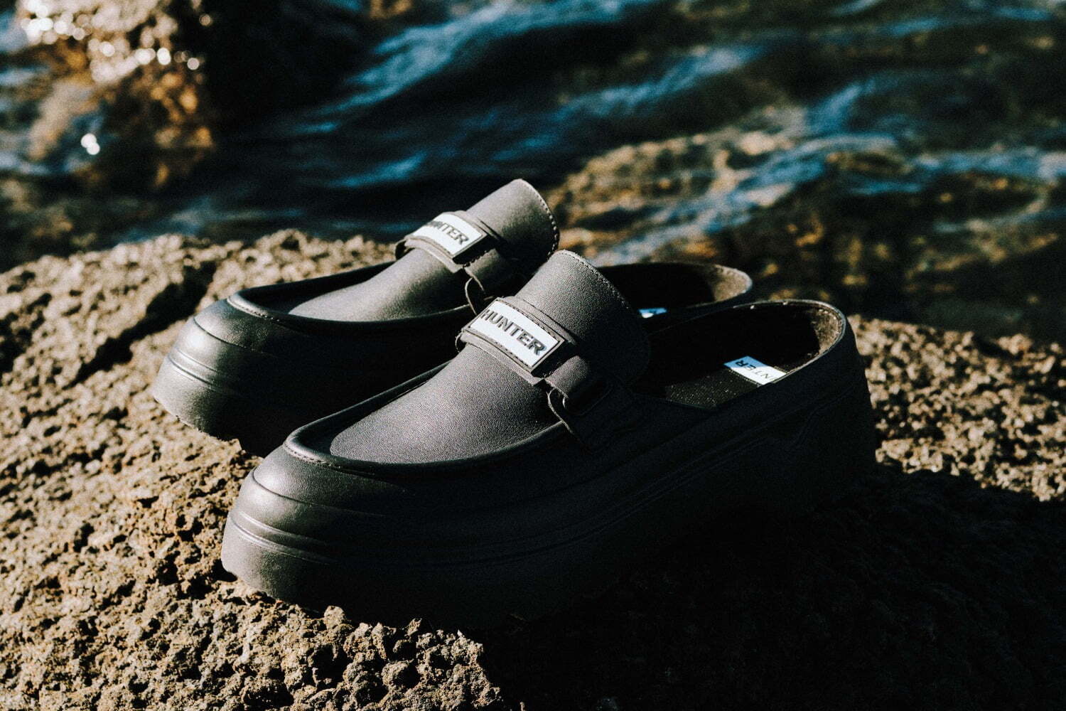 レペット×ジャックムス“スクエアトゥ”の「ジジ」シューズ