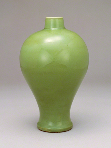 青磁梅瓶 | 龍泉窯 | 収蔵品詳細 | 作品を知る | 東京富士美術館