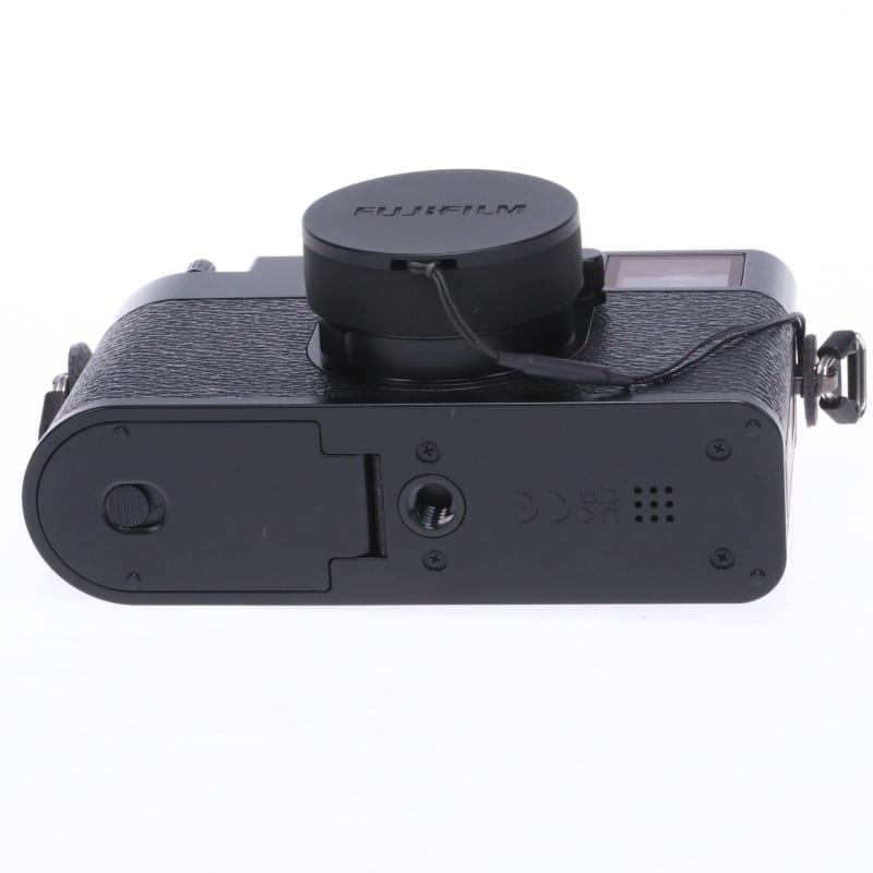 富士フイルム X half (FUJIFILM X-HF1) ブラック 中古 C2120193342737