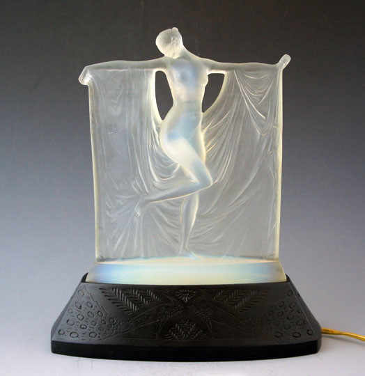 1925年「スザンヌ」《ギャルリーオルフェ》