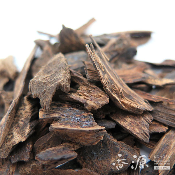 ベトナム産 極品シャム沈香 爪 10g｜香源 - お香各種・香木・数珠の専門店