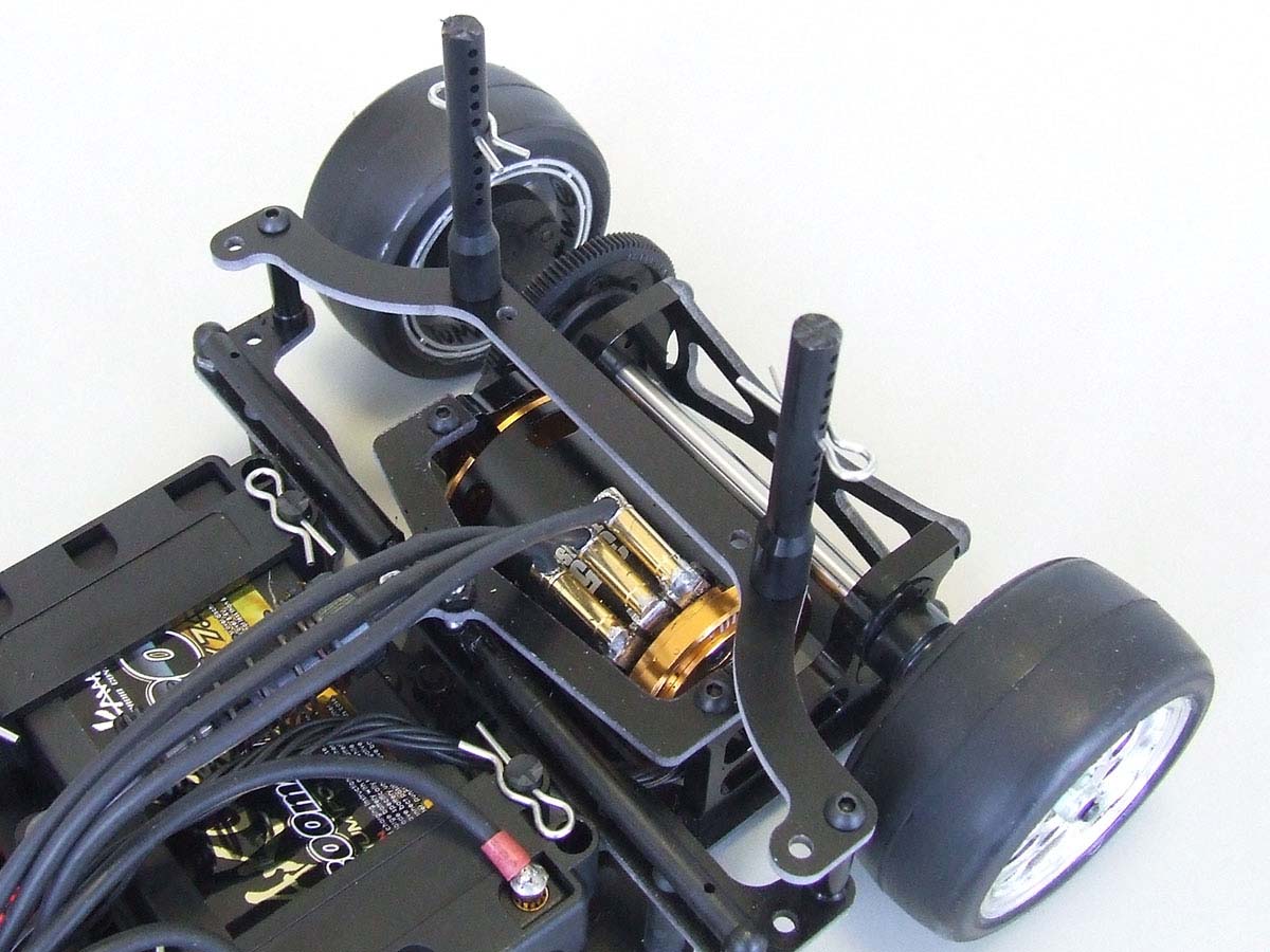 リヤ・ボディーマウント・ステー GT2用