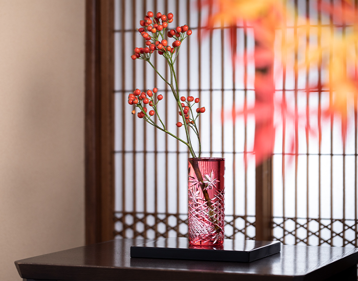 江戸切子 花瓶＜紅葉＞ | カガミクリスタル