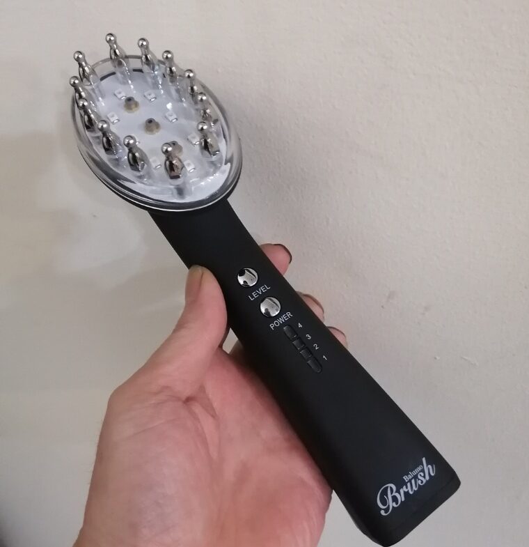 バルモブラッシュ徹底レビュー！半年間使ってみた！実際の効果は？！