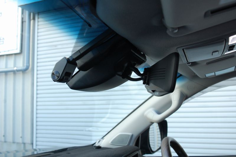 トヨタ プラドにデジタルインナーミラーを取り付けました。 – カー