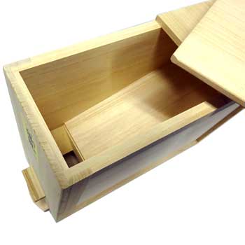 銘品市場 富山県 竹本木箱店 職人が作る総桐米びつ「米蔵(こめぐら)」