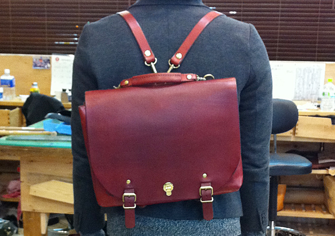 博多工房作り手：木村愛用「ナレッジバッグの3wayタイプ」｜革鞄・革