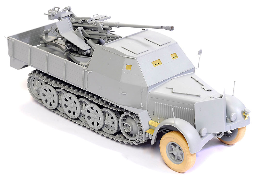 1/35 39-45 Series ドイツ Sd.Kfz.7/2 8トン ハーフトラック 3.7cm