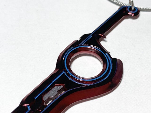 ゼノブレイド DE』より「神剣モナド」のダイキャスト製メタルチャーム