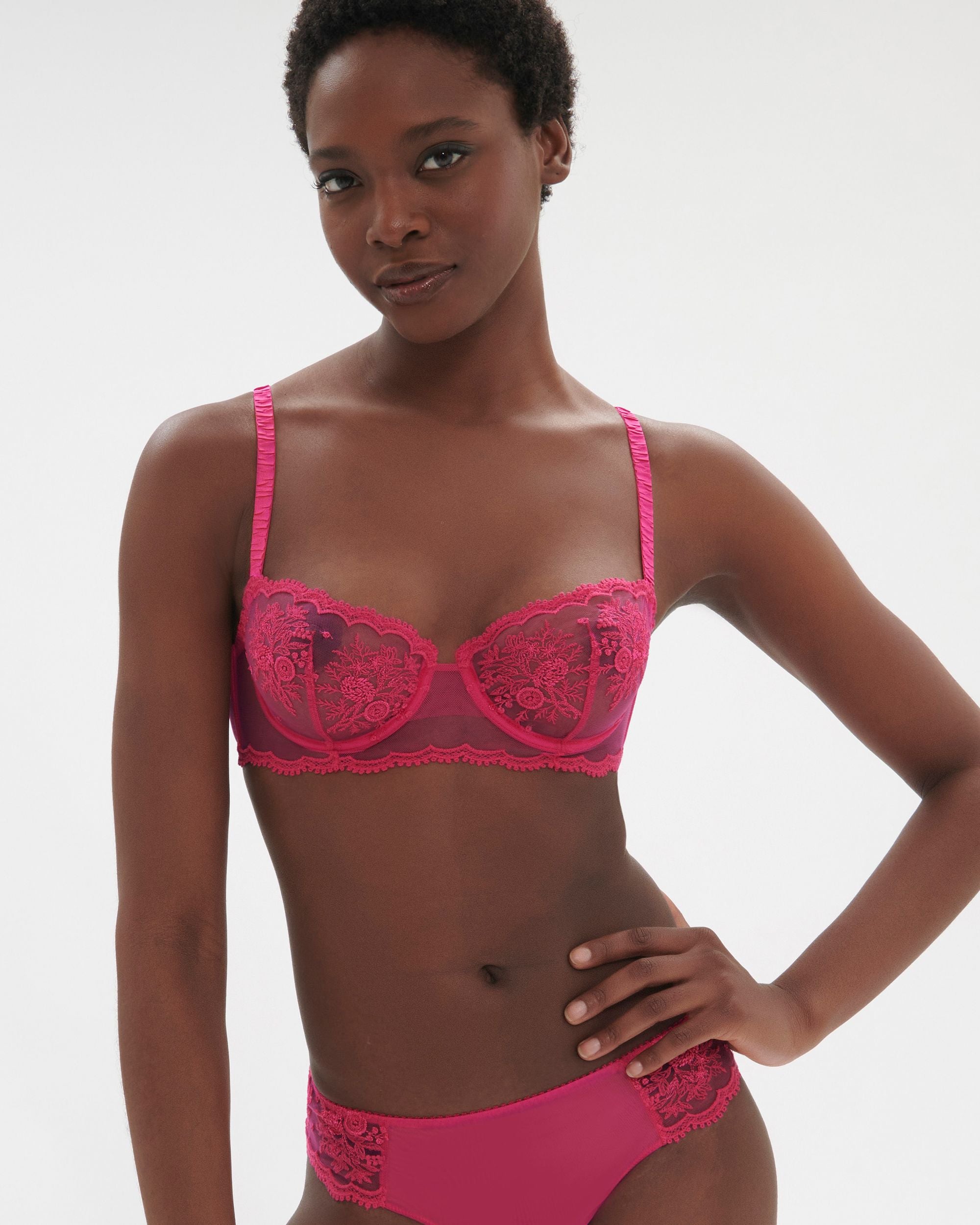 Intrigue Half Cup Bra In Pink