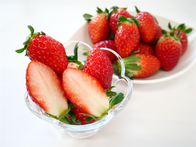 ◎茨城県産 特選いばらキッス（約300g×2パック） 3L JA茨城旭村