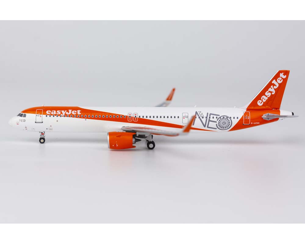 www.JetCollector.com: EasyJet A321neo G-UZMA 1:400 Scale NG13021