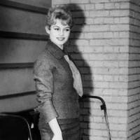 ソフィア・ローレン(2) 俳優のチャールトン・ヘス…：麗しの大女優