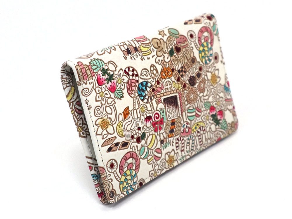 予約限定】お菓子の家 両面文庫革のパスカードホルダー［t］