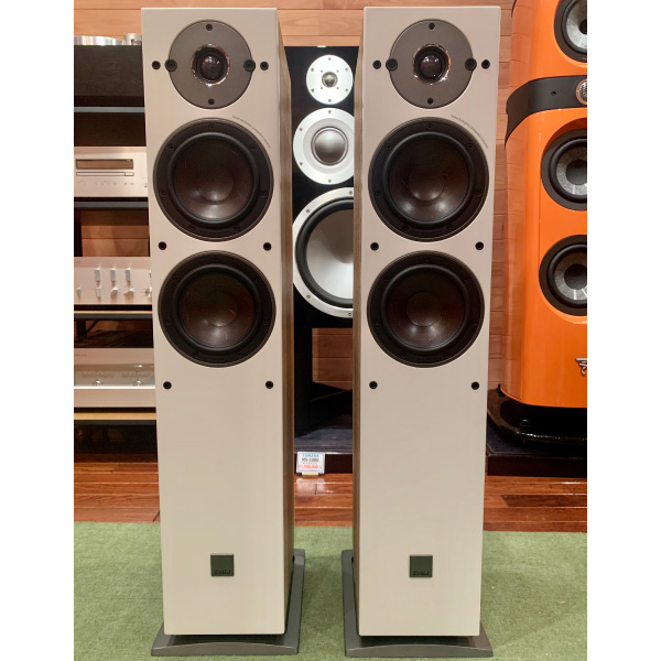 B級特価品！】 DALI/スピーカー「OBERON5 ライトオーク (ペア)」のご