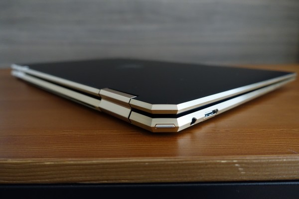 HP Spectre x360 13-aw実機レビュー/コンパクト・スタイリッシュな2-in