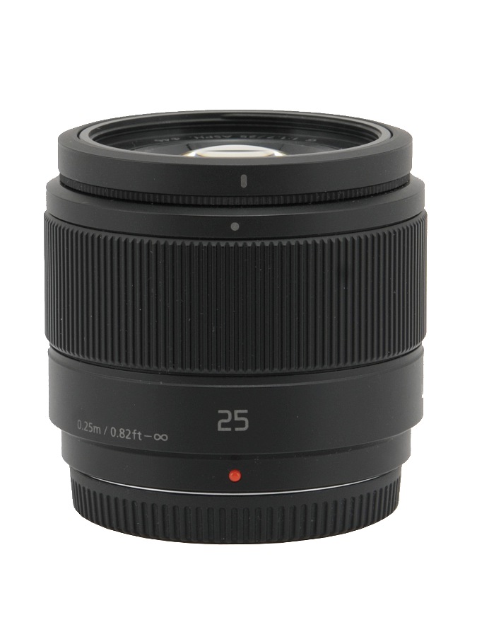 Panasonic Lumix G 25 mm f/1.7 ASPH. - LensTip.com