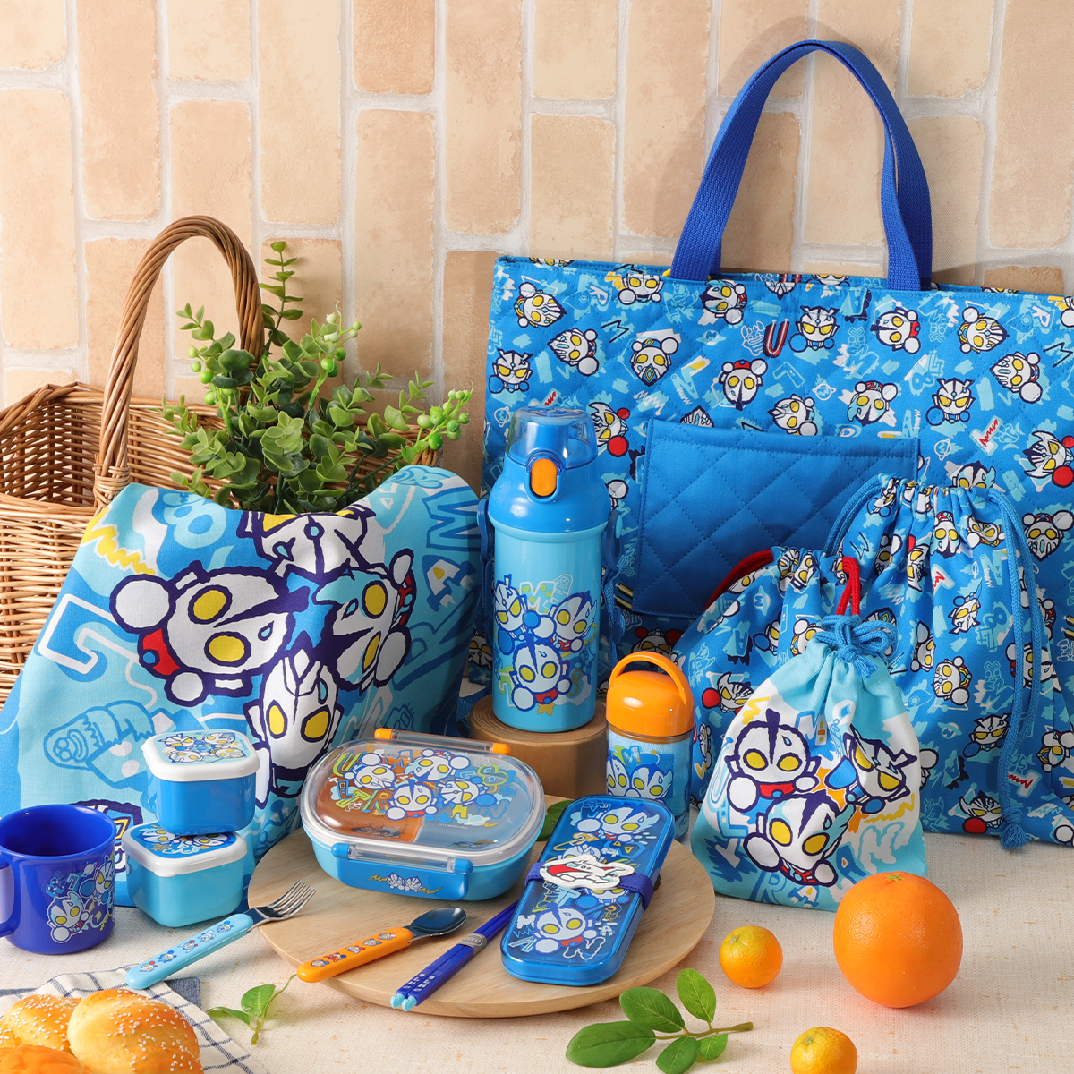 M78ウルトラマン ランチクロス グラフィティアート 46379