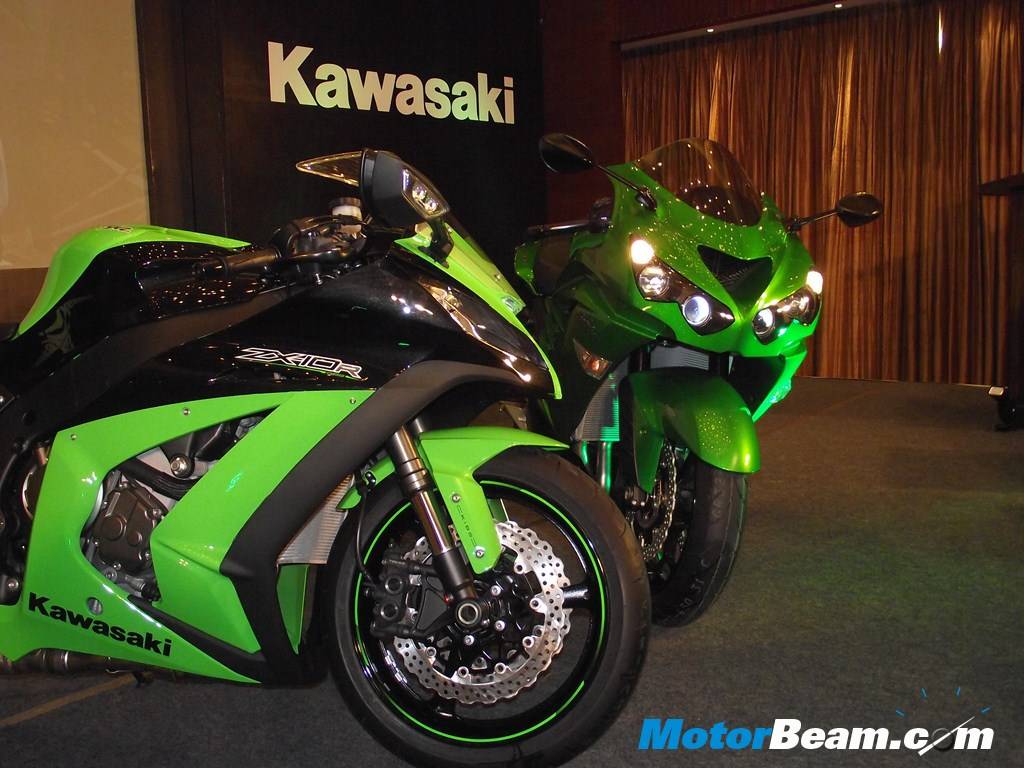 2016 Kawasaki Ninja ZX-10R & ZX-14R Launched In India | MotorBeam