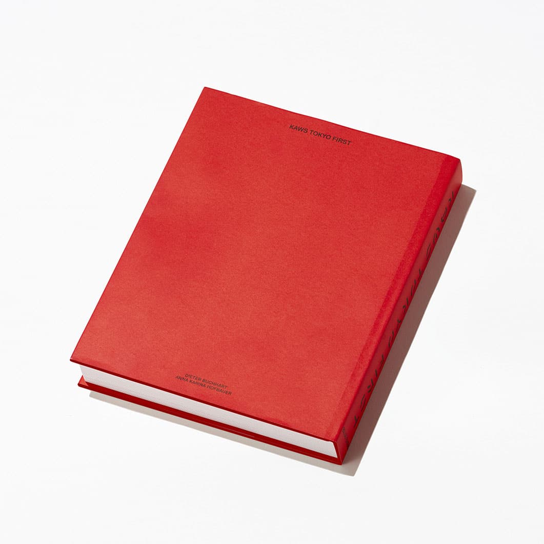 KAWS TOKYO FIRST ハードカバー(KAWS TOKYO FIRST ハードカバー)：ブック