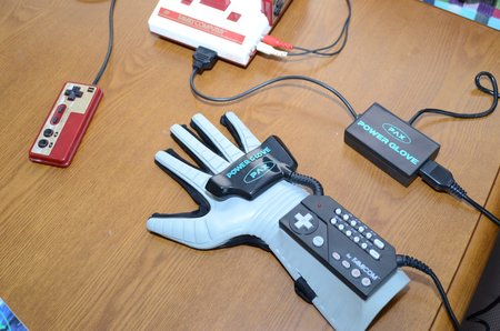 26年も未使用で眠っていた、伝説のファミコン専用コントローラー発見