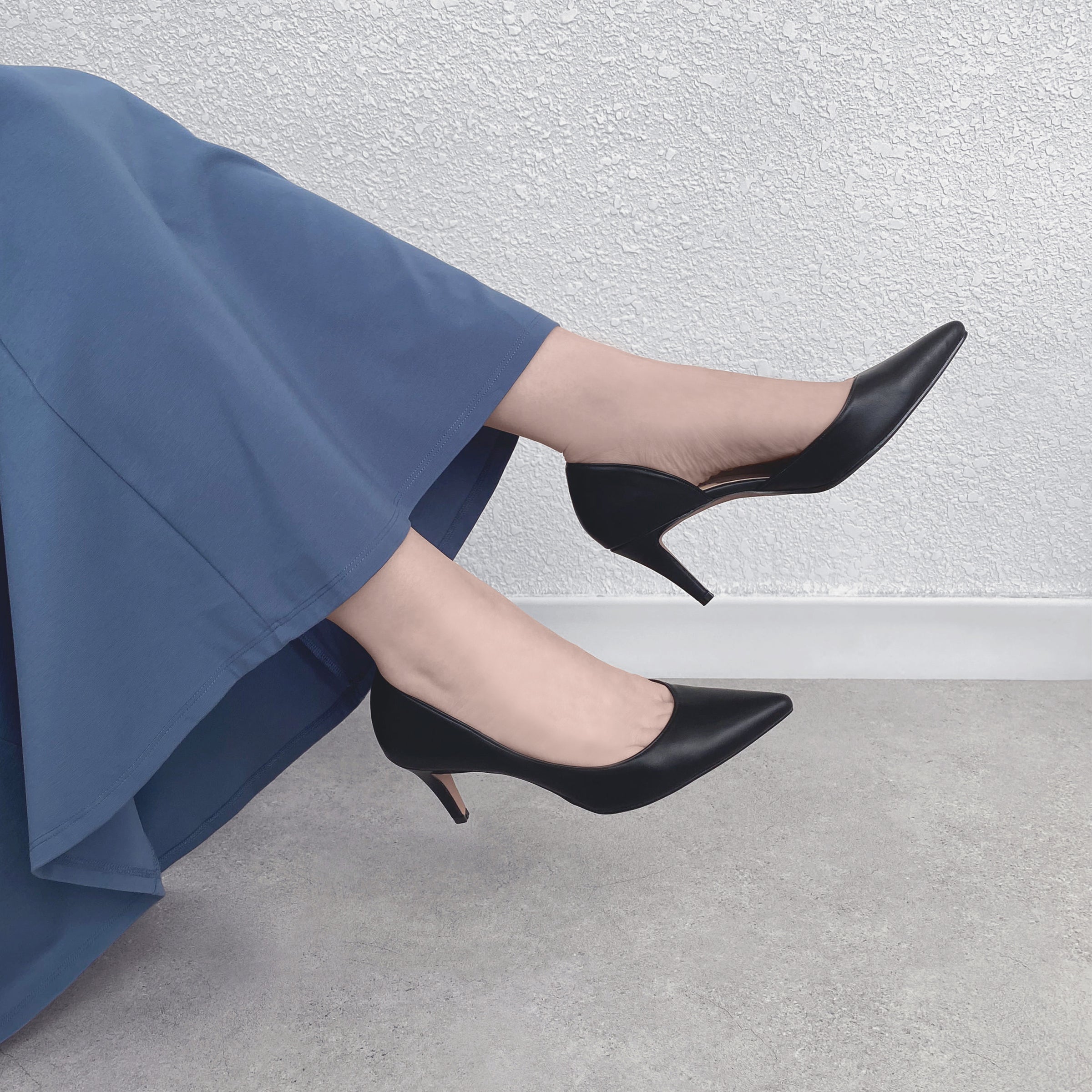 10%OFF：2025SSBI：ポインテッドトゥ サイドカット パンプス（7674