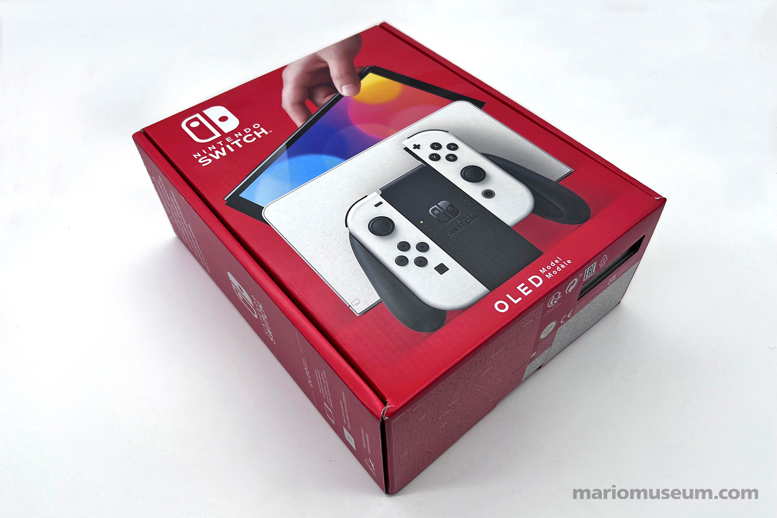 Nintendo Switch White OLED edition - Mario Museum