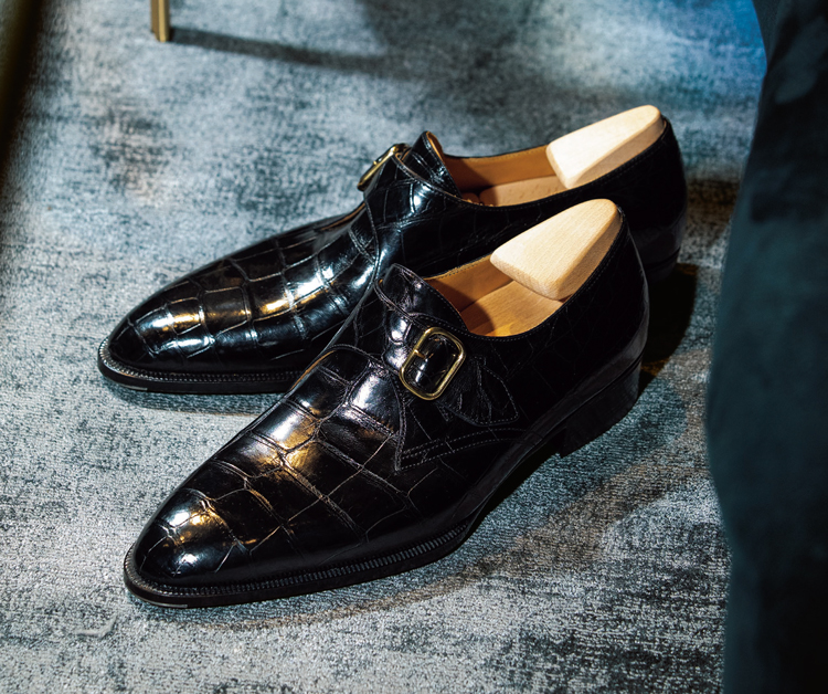フランス国家最優秀職人賞の靴職人が手がける、至高のクロコ靴とは